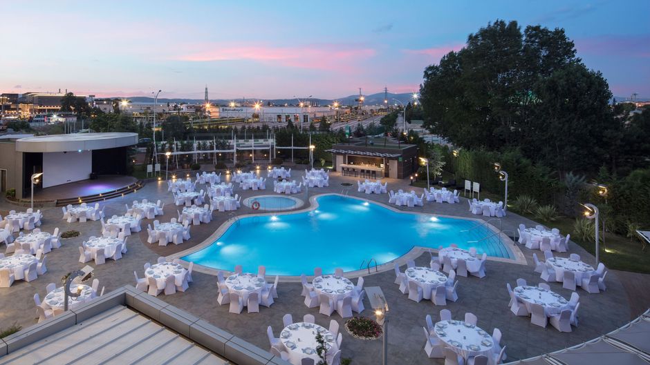Sheraton Bursa Hotel Pool