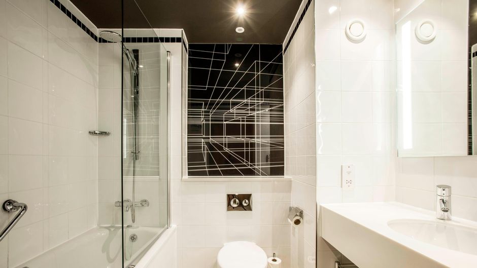 AC Hotel Manchester Salford Quays Room
