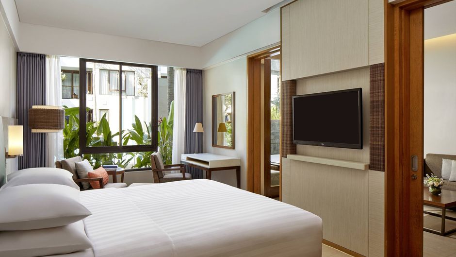 Courtyard Bali Seminyak Resort Suite