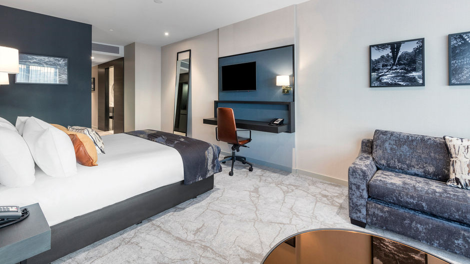 Crowne Plaza Christchurch Suite