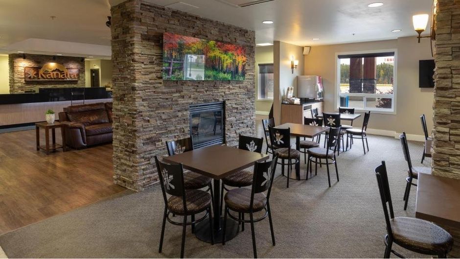 The Kanata Inns by BCMInns Whitecourt Restaurant
