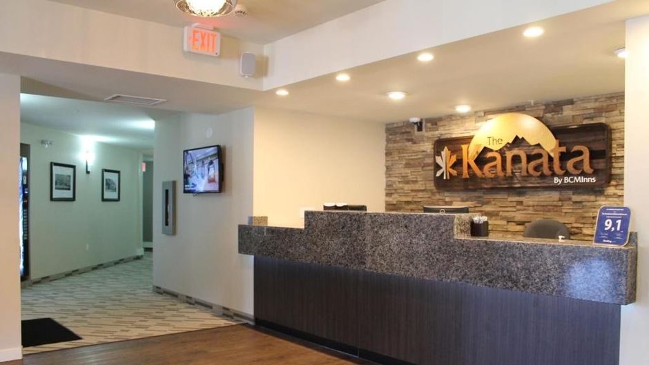 The Kanata by BCMInns Blairmore Lobby