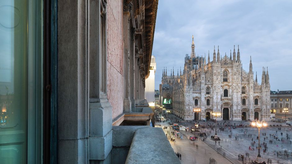 The Glamore Milano Duomo Exterior