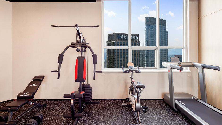Holiday Inn Express Westlake East Health Club