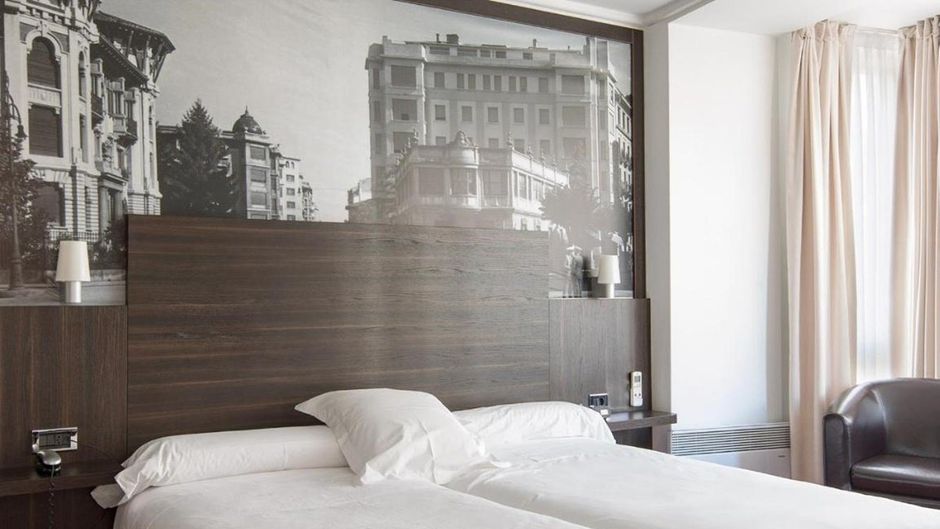 Yoldi Hotel Room