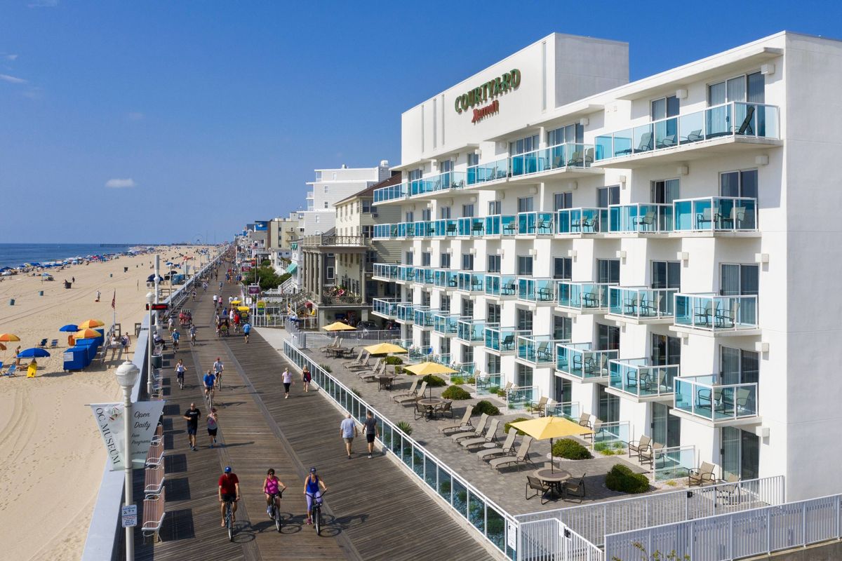Howard Johnson Inn Ocean City Oceanfront- Tourist Class Ocean City, MD  Hotels- GDS Reservation Codes: Travel Weekly