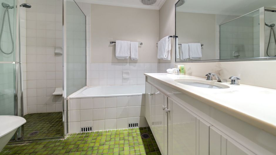 The York Sydney by Swiss-Belhotel Room