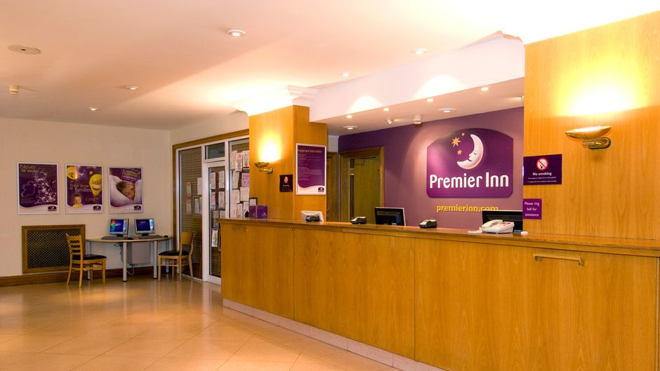 Premier Inn Cardiff North Lobby