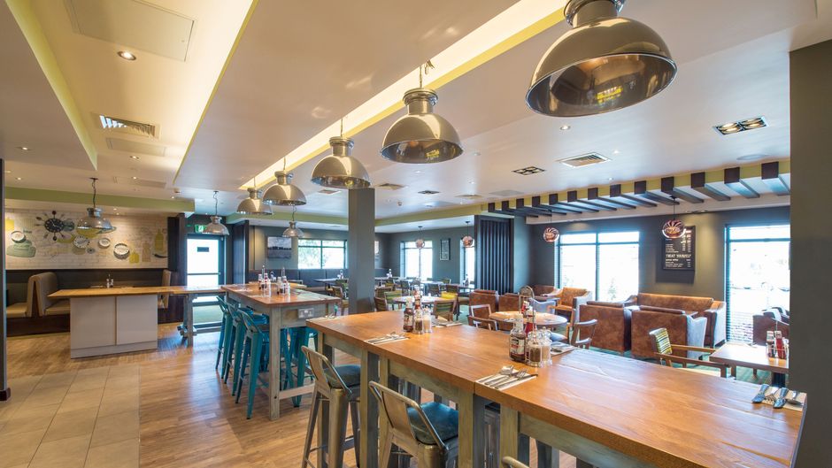 Premier Inn Gillingham Victory Pier Restaurant