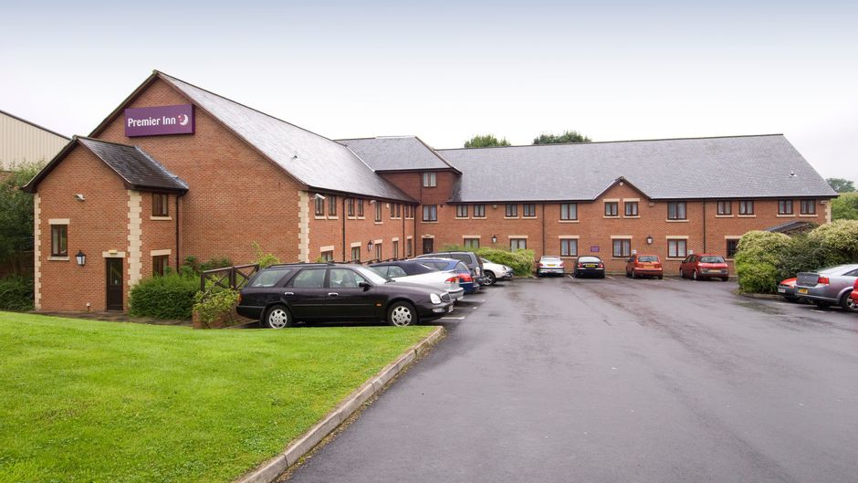Premier Inn Chorley North Exterior