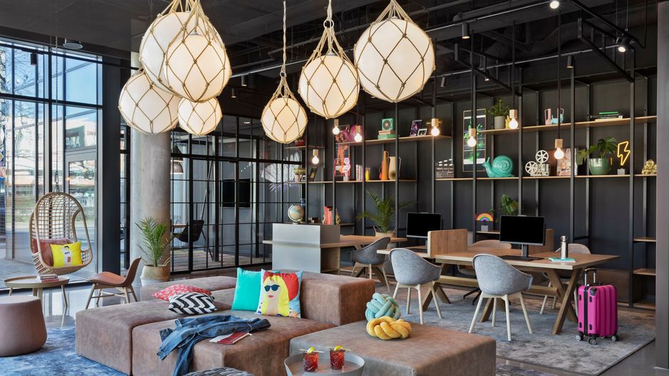 Moxy Szczecin City Lobby
