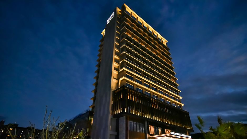 Four Points by Sheraton Taipei Bali Exterior