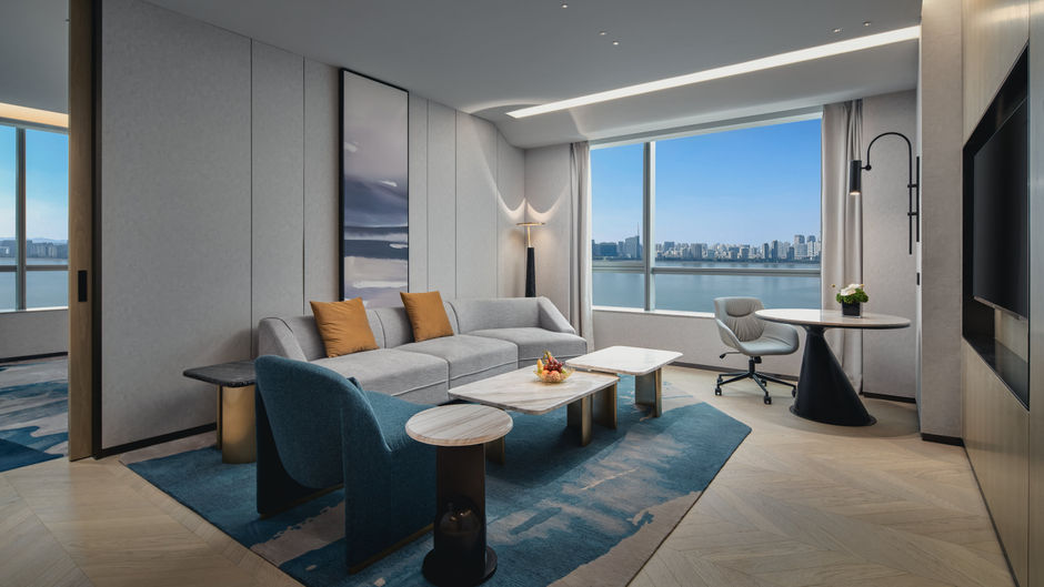 Crowne Plaza Binjiang Suite
