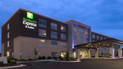Holiday Inn Express & Suites Brighton