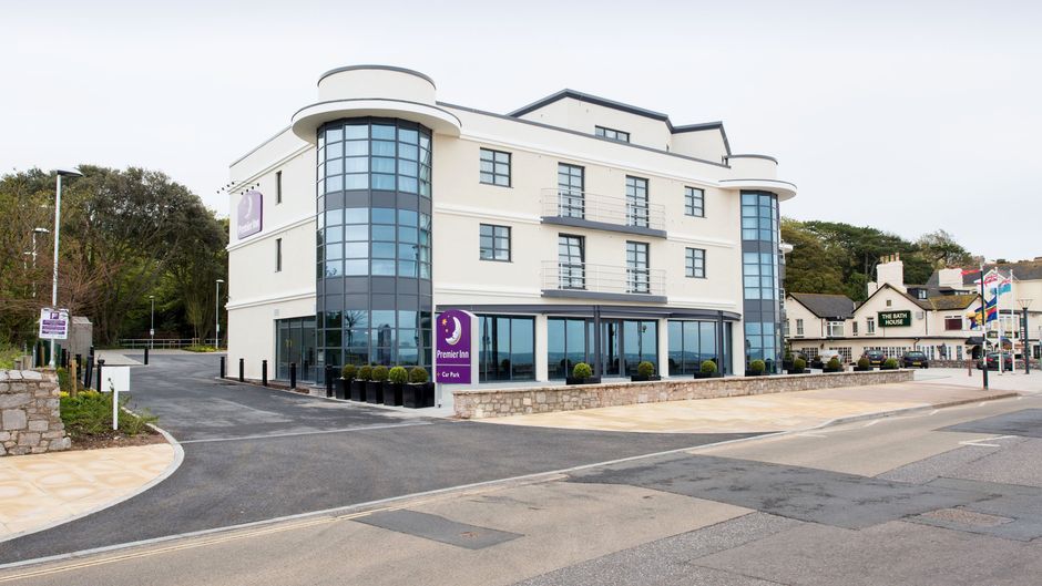 Premier Inn Exmouth Seafront Exterior