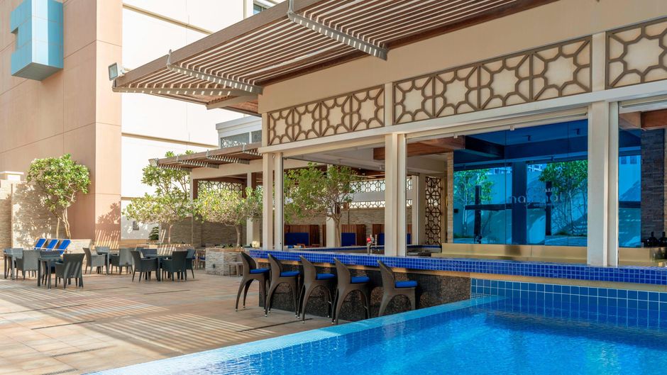 Le Meridien City Centre Bahrain Pool