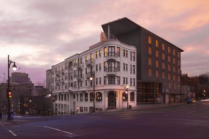Hotel 10