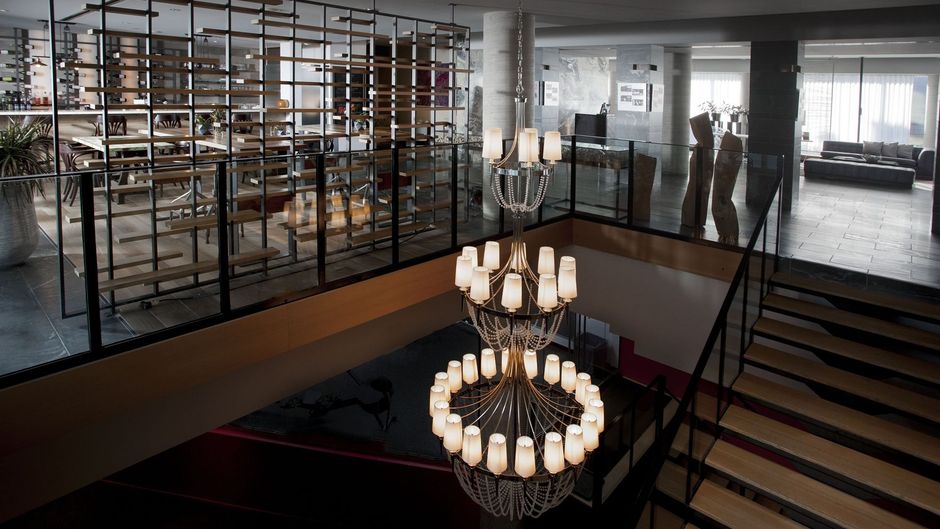 Hotel 10 Lobby