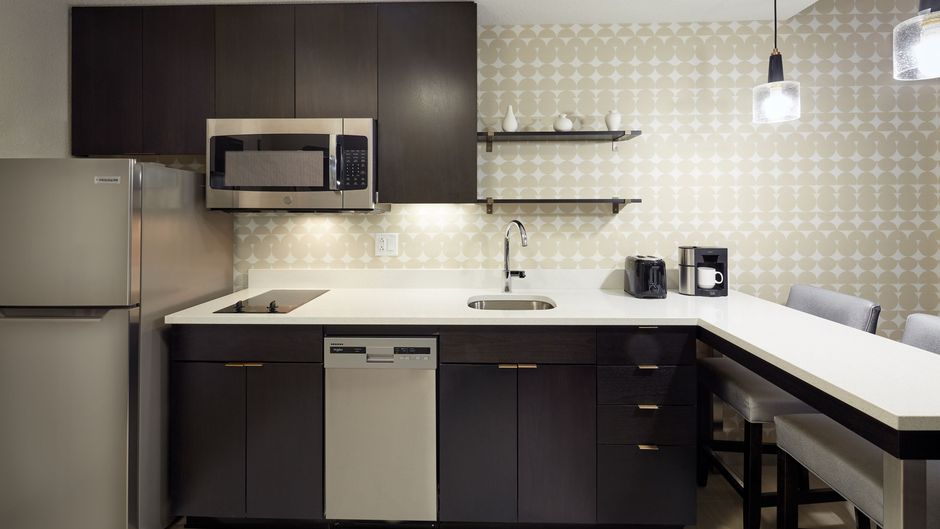 Residence Inn Montreal Midtown Room