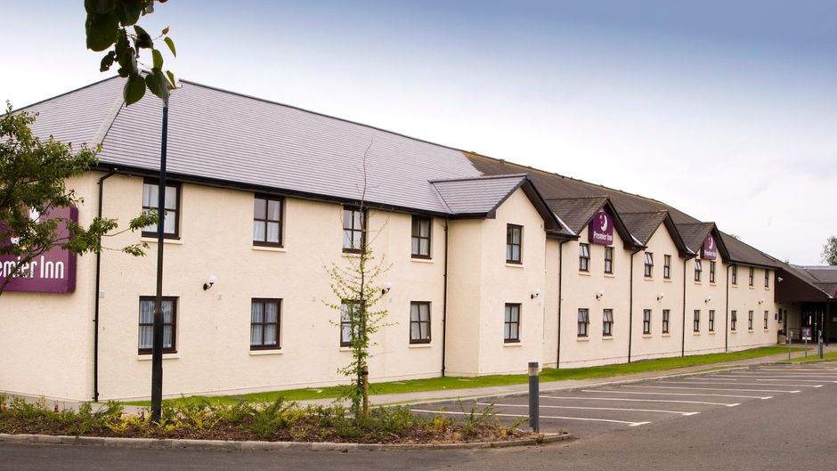 Premier Inn Glasgow (Motherwell) Exterior