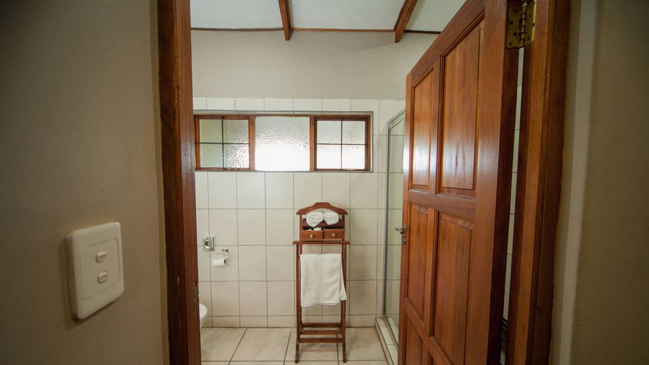 Fairview Hotel & Conference Center Room