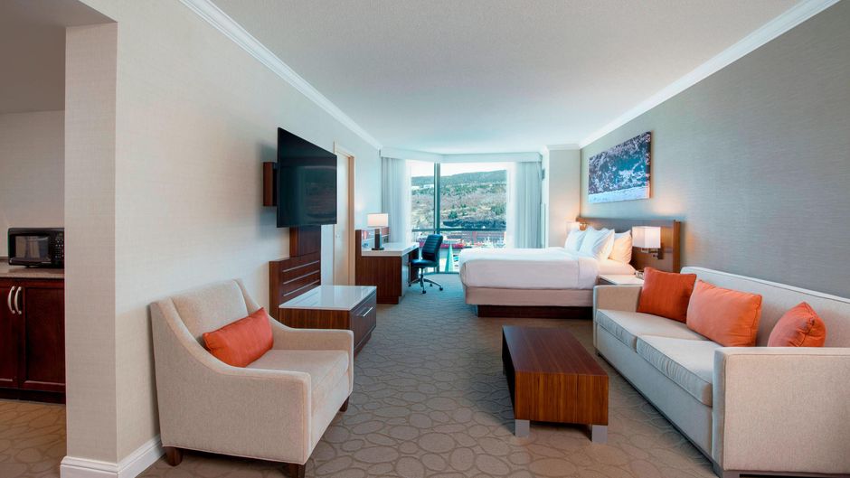 Delta St John's Hotel & Conference Ctr Suite