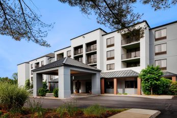 Courtyard Portsmouth Marriott