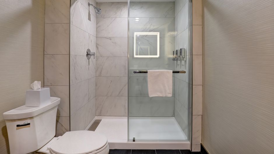Four Points St Catherines Niagara Suites Room