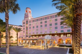 The Vinoy Resort & Golf Club, Autograph