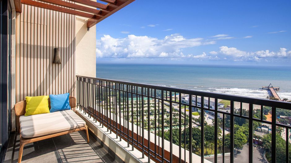 Four Points Sheraton Wuchuan Loong Bay Suite