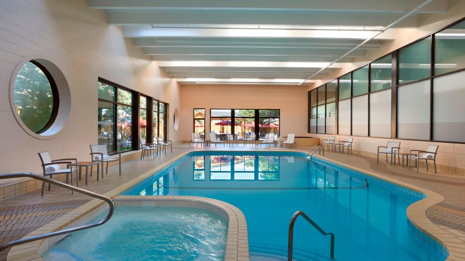 Four Points by Sheraton Toronto Airport Recreation