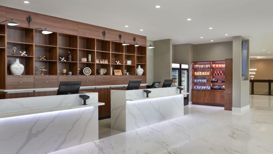 Four Points by Sheraton Toronto Airport Exterior