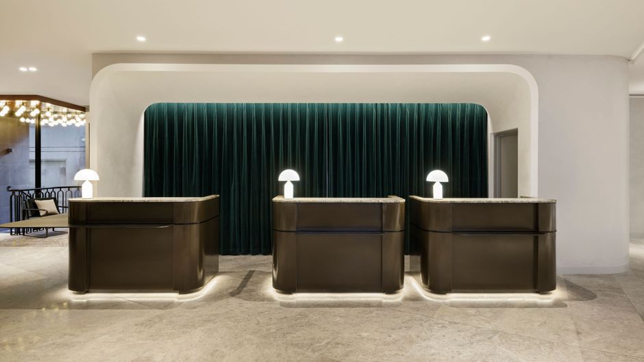 Le Meridien Melbourne Lobby