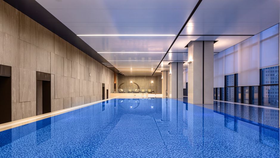 Crowne Plaza High Tech Zone Pool