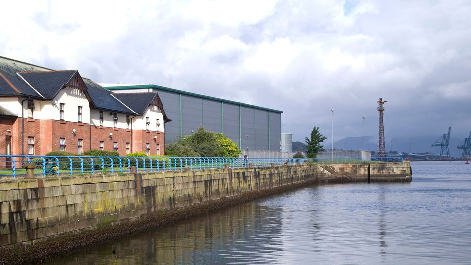 Premier Inn Greenock Exterior