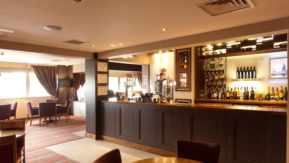 Premier Inn London Hanger Lane Restaurant