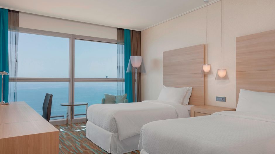 Four Points by Sheraton Oran Room