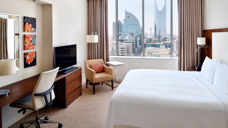 Courtyard Riyadh Olaya Suite