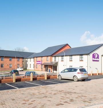Premier Inn Haverfordwest (North/A40)