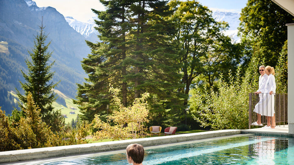 Parkhotel Bellevue Pool