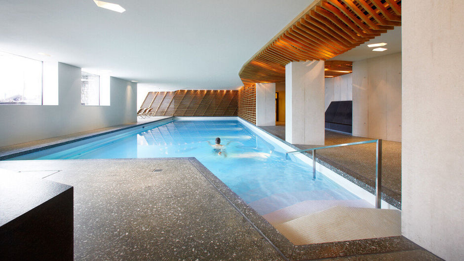 Parkhotel Bellevue Pool