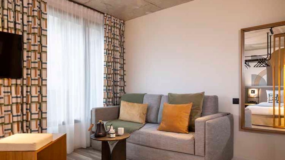 La Belle Ville Room