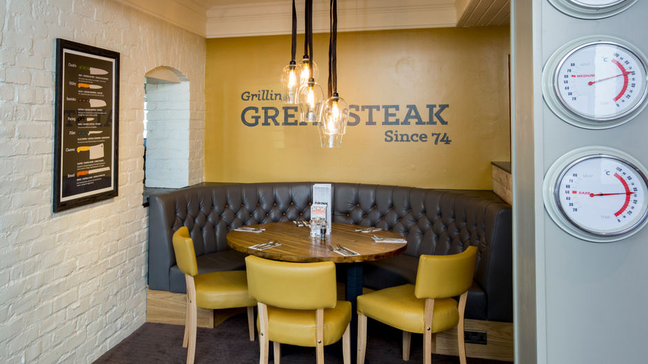 Premier Inn Leeds/Bradford Airport Restaurant