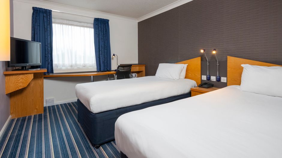 Holiday Inn Express Snow Hill Room