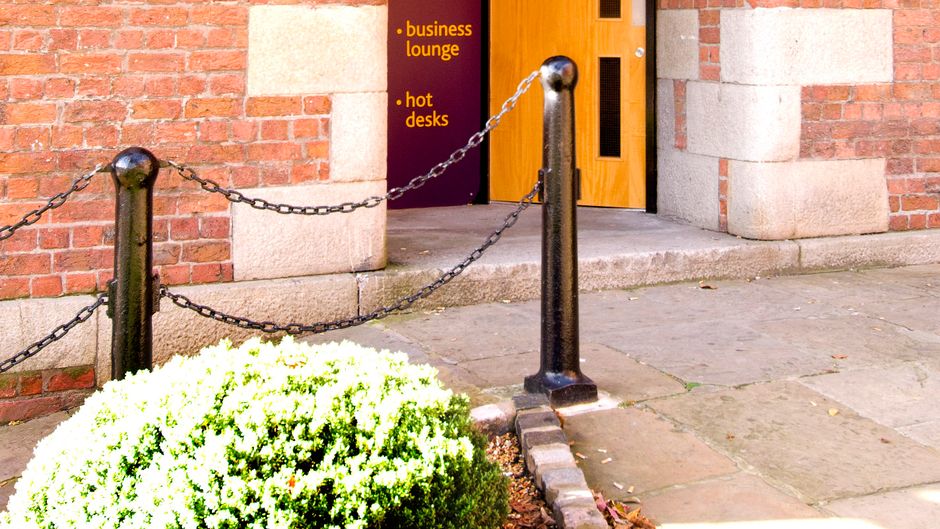 Premier Inn Liverpool Albert Dock Exterior