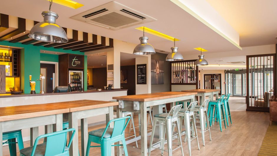 Premier Inn Luton Town Centre Restaurant