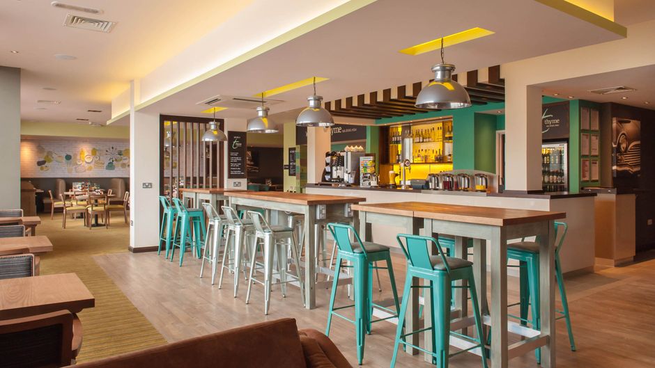 Premier Inn Luton Town Centre Restaurant