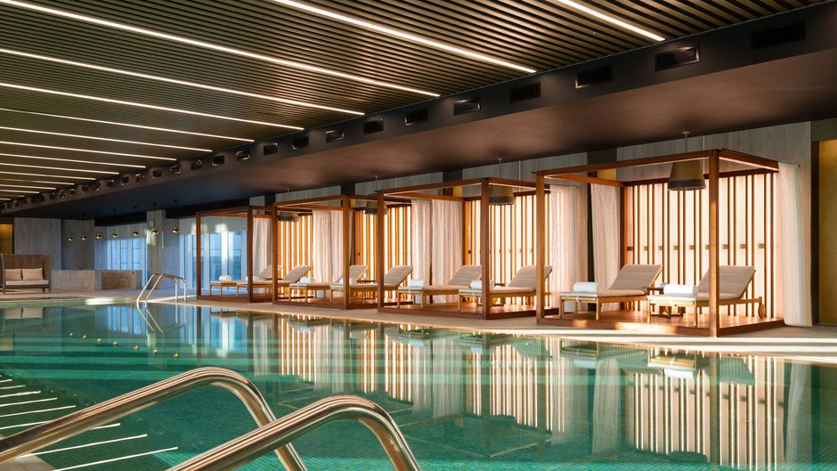 Sheraton Nur-Sultan Hotel Pool