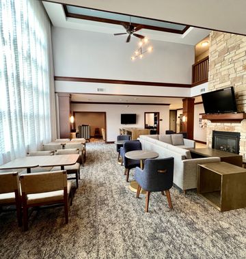 Staybridge Suites West-Oconomowoc