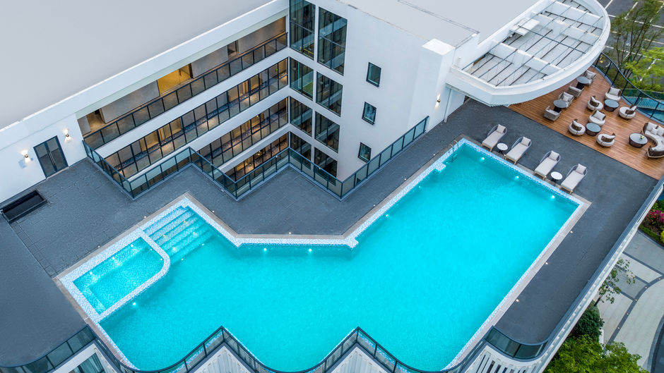 Holiday Inn Express Jiangmen Yinhu Bay Pool